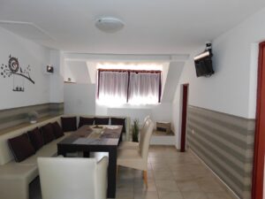 Zöld Zóna Lispe Camping és 8888 Vendégház