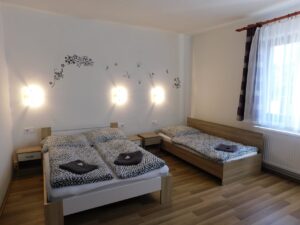 Zöld Zóna Lispe Camping és 8888 Vendégház
