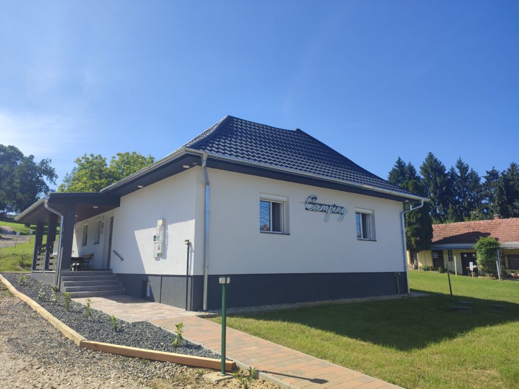 Zöld Zóna Lispe Camping és 8888 Vendégház
